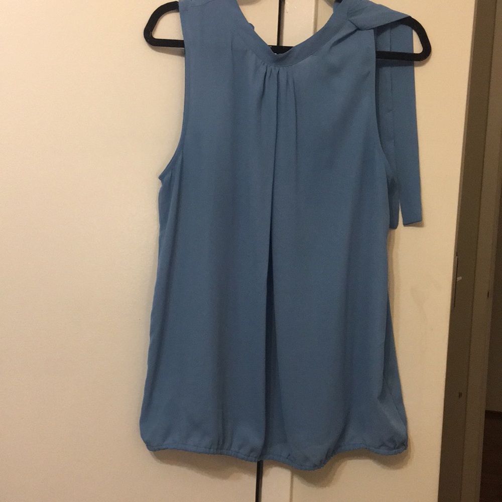 Dressing blouse